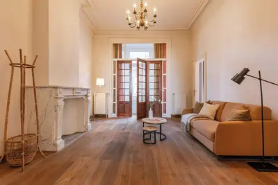 Image de Huswell - Cape Montigny - A Beautifully Renovated Historic Property in the Heart