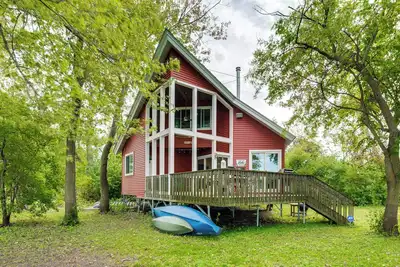 Image de Island Retreat on Pistakee Lake: Deck & Gas Grill!