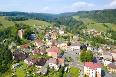 Image de Maison de vacances privée avec piscine, Wifi, Tv, patio, animaux admis, vue panoramique, parking
