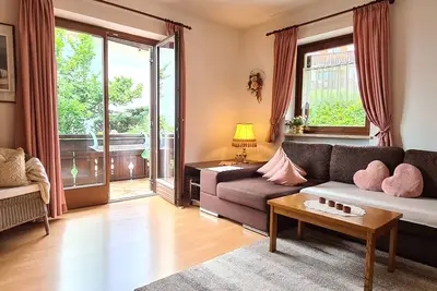 Image de Vacation apartments Innerhofer west-facing balcony apartment, shared garden and pool