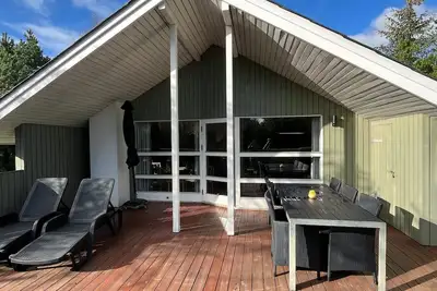Image de Lovely holiday home with both spa and sauna - at Nymindegab Plantation.
