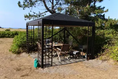 Image de Large holiday home with sea views -.