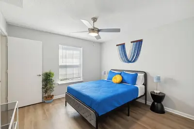 Image de Cb 3504-103 Fayetteville Oasis I Modern, Comfy