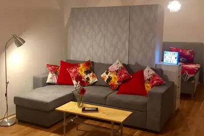 Large studio apartment in the heart of Graz's old town with kitchen, bathroom, Wc, balcony