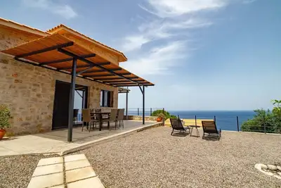 Kaminia Blue - Azure Breeze: Charming 2-bedroom villa with sea-view in Lefkada