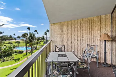 Image de Maui Sunset A412 Beach Front Condo