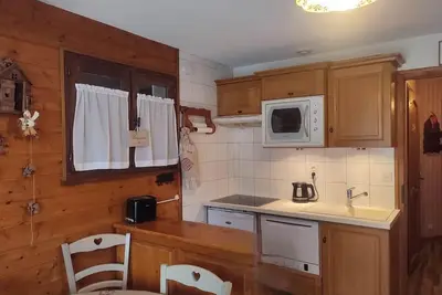 Image de À 100m des remontées, Rez-de-chaussée, terrasse, parking, télévision, casier à ski, 30m², Châtel