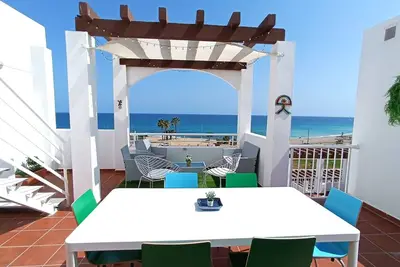 Image de Fiber Fiber Penthouse with Ocean Views and Community Pool