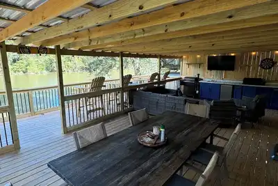 Image de Beautiful Waterfront Camp