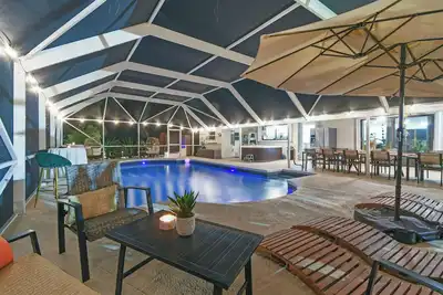 Image de Green House - Luxury 5br 17 Beds Retreat | Pool | Spa | Sauna | Cold Plunge | Events | Fun