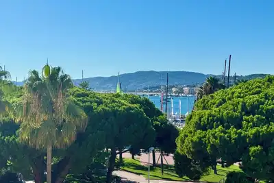 Image de Appartement lumineux de 120m2 - Palm Beach - Vue mer