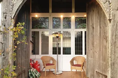 Image de Historic half-timbered house with garden, sauna, movie theater, fitness area