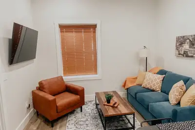 Image de Brand New Luxurious Downtown loft! The Atlas!