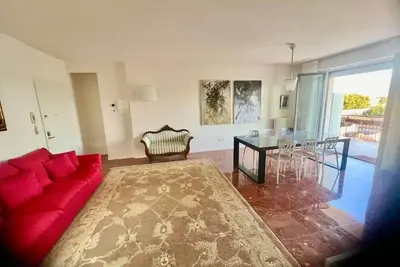 Image de Grande maison moderne dans le centre historique