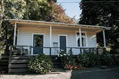 Image de Rabbiter’s Cottage. Family. Farm Stay. Country.
