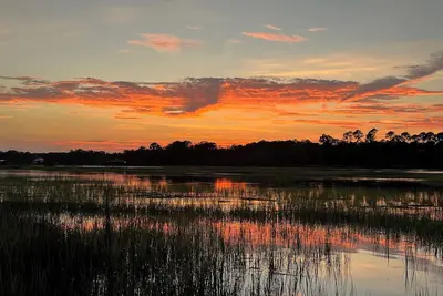 Image de Charming 2 bedroom garage apartment on the Toogoodoo River.