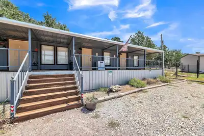 Image de New! Waterfront Lodge by The Lodges at Fossil Creek