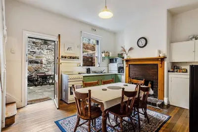 Image de Karkalla Terrace Explore Hobarts Historic Heart