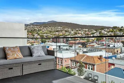 Image de City North Sanctuary at the Elliot Stunning Views