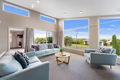Image de The Holiday House Lake Taupo
