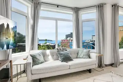 Image de Seattle’s Downtown Gem- w/View, Free Parking, Gym & Pool - Sleeps 6