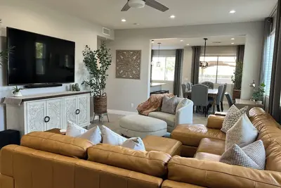 Image de Stunning 3 Bedroom Desert Retreat with Pool, Gazebo and Home Gym