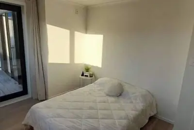 Image de Modern near parks, shopping, and dining. family-ready!