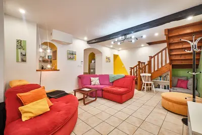 Image de Appartement 'Au 81 - Maison De Ville À Louer' avec Wi-Fi