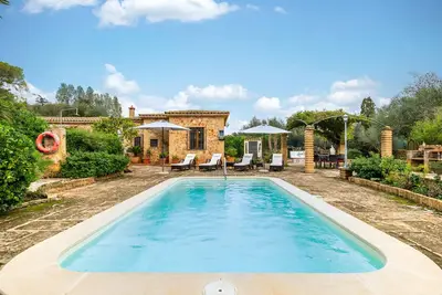 Image de Maison de vacances 'Finca Son Julia In Llucmajor' avec piscine privée, Wi-Fi et climatisation