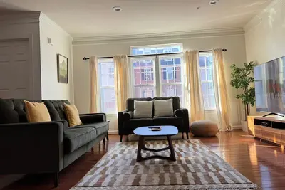 Image de Charming 3-bedroom townhome in Burtonsville with a great view