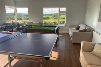 Image de Tranquil countryside farmhouse stay