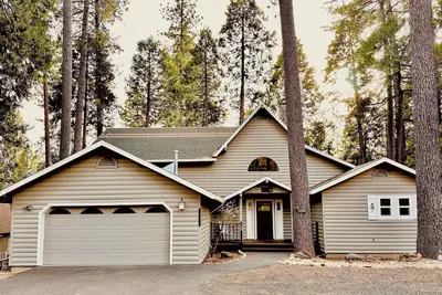 Image de Sun-kissed Serenity or Snow-covered Adventure: Your California Cabin Awaits!