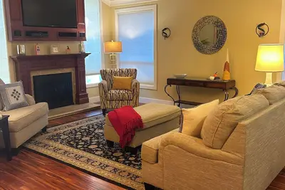 Image de Comfort Meets Convenience – 3-Bedroom Gem in Sunny San Jose with WiFi & Ac