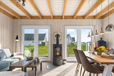 Image de Hamburger Buttje - detached house, parking lot, fireplace, bathtub, terrace