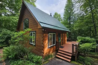 Image de Natures Magic -Nestled in the Woods. Near Blue Ridge Parkway. 10 Min. to I-77