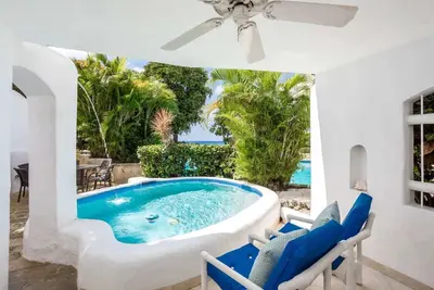 Image de Gingerbread, Merlin Bay, St James by Personal Villas - Direct Beach Access