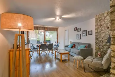 Image de Morzine: Appartement pour 8 avec parking et Wifi près du centre