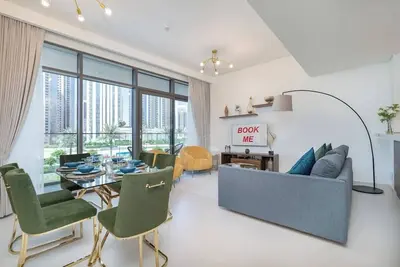 Image de Bright & Elegant 2br in Creek Harbour!
