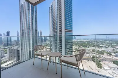 Image de Bright & Beautiful 2-Bedroom in Downtown