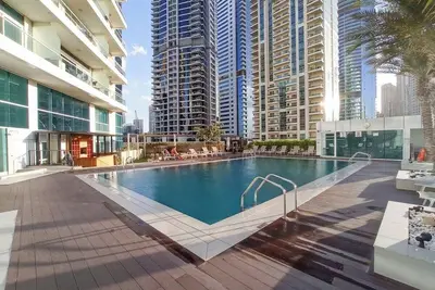 Image de Stylish Comfy 2-Bedroom Apartment in Dubai Marina!