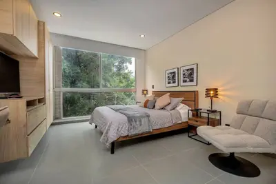 Image de 6th floor modern apartment close to parque lleras
