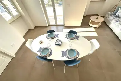 Image de Elegant Seafront Location