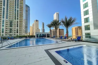 Image de Stylish Studio Apartment with Breathtaking City Views in Dubai Marina