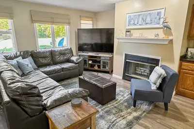 Image de On Island Time at Kelleys! Downtown Area