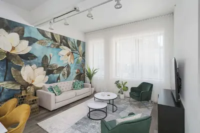 Image de Downtown| Stylish 2bdr-2ba|6Guests