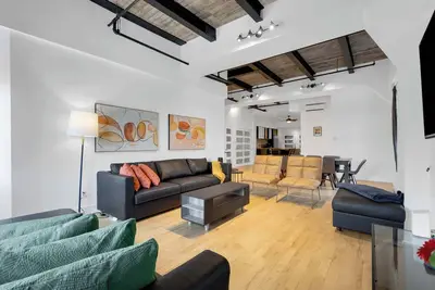 Image de Urban Chic|3br Loft Retreat in the Heart of the Plateau w/ Parking