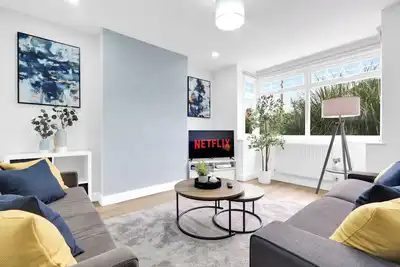 Image de Modern House In Leicester|Private Drive|Xbox