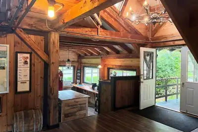 Image de Basecamp Lodge