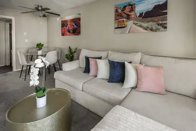 Image de Luxury 1b1b Scottsdale Free Parking