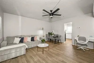 Image de Lux Bed Stylish 2b Oldtown Scottsdale Free Parking